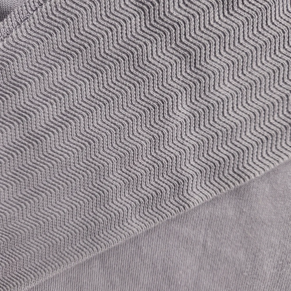 NWT Women's Lavender Knit Sweater Size Medium - Picture 3 of 10